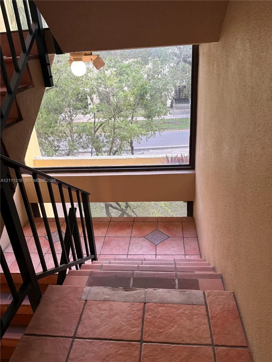 525 Coral Way #303