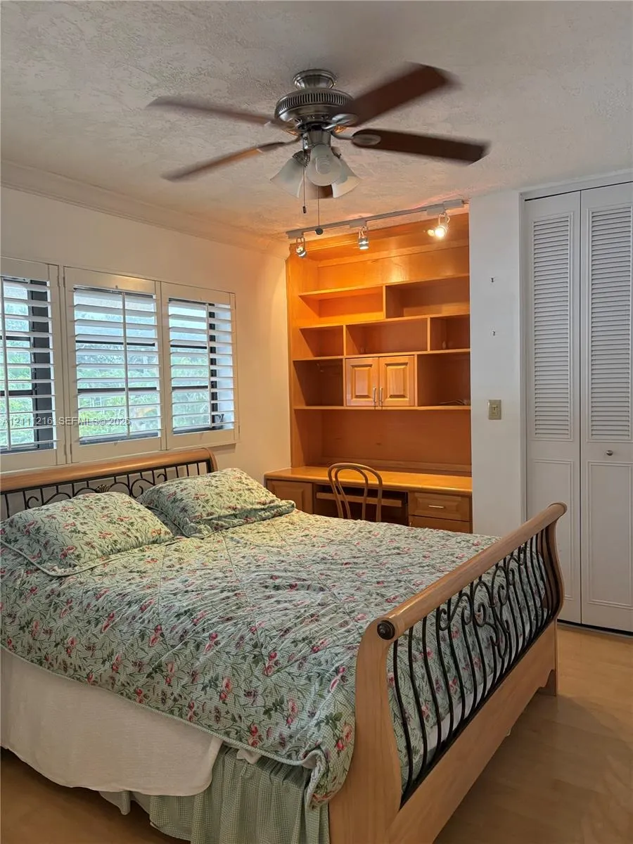 525 Coral Way #303