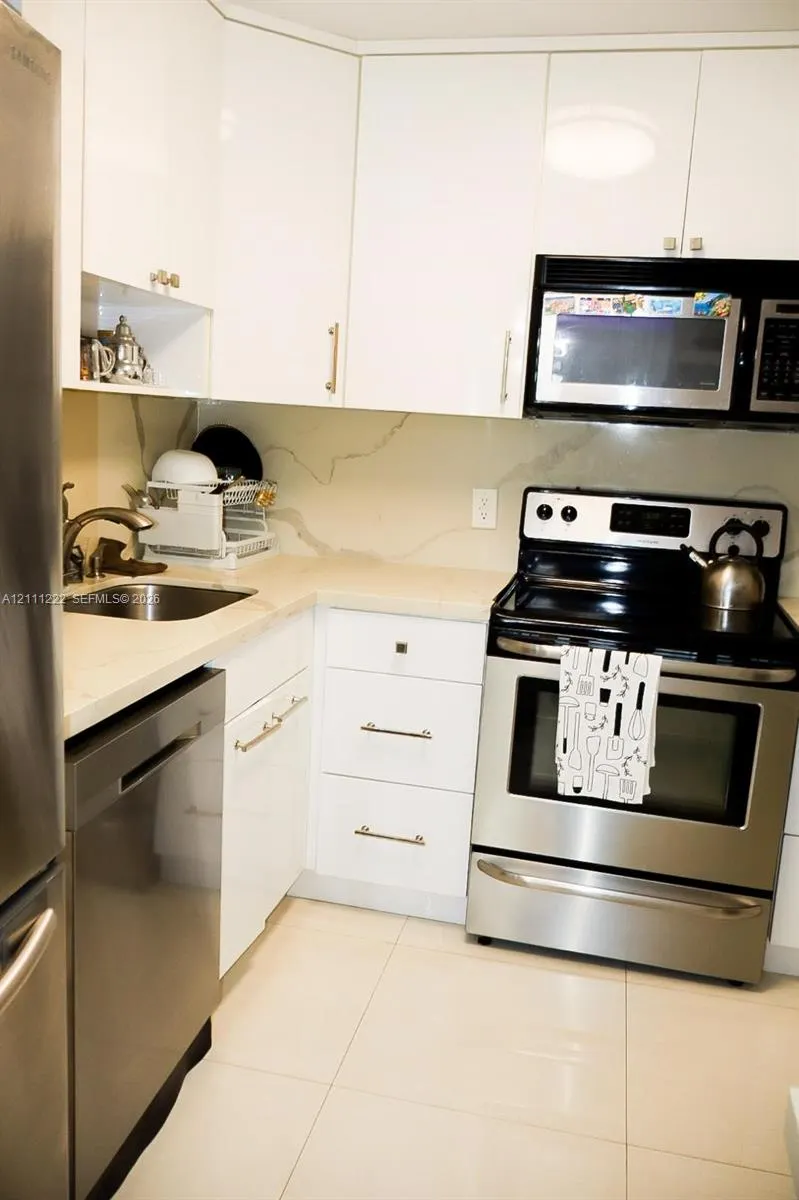 800 West Avenue #426