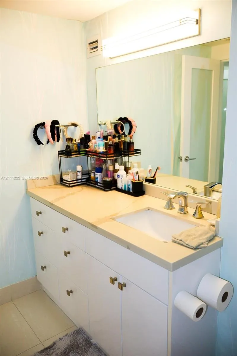 800 West Avenue #426