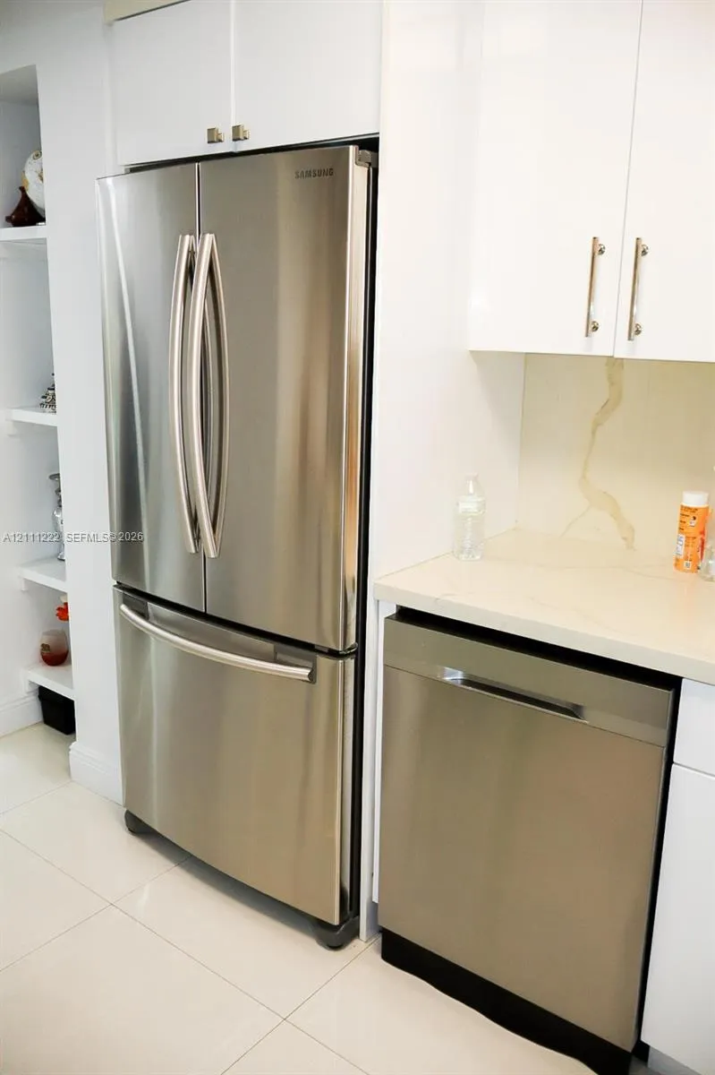 800 West Avenue #426
