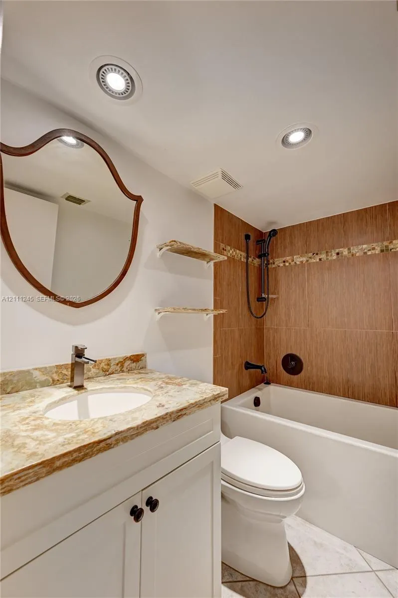 6800 Cypress Road #506