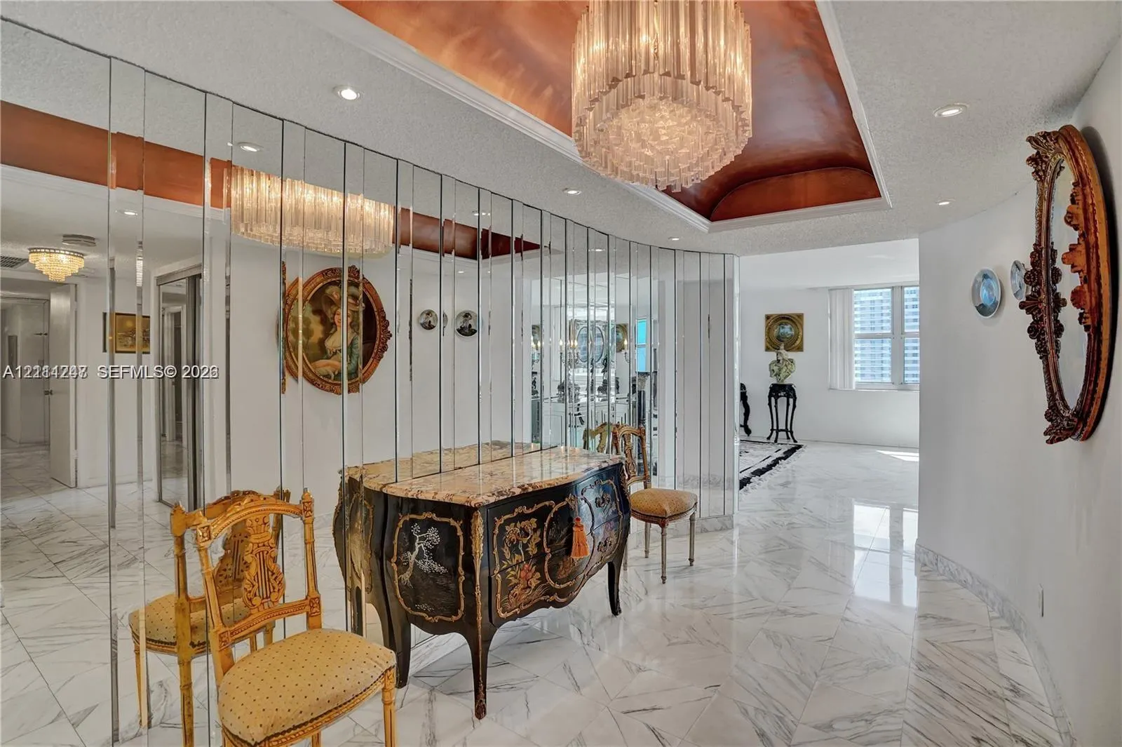 1920 S Ocean Drive #15B