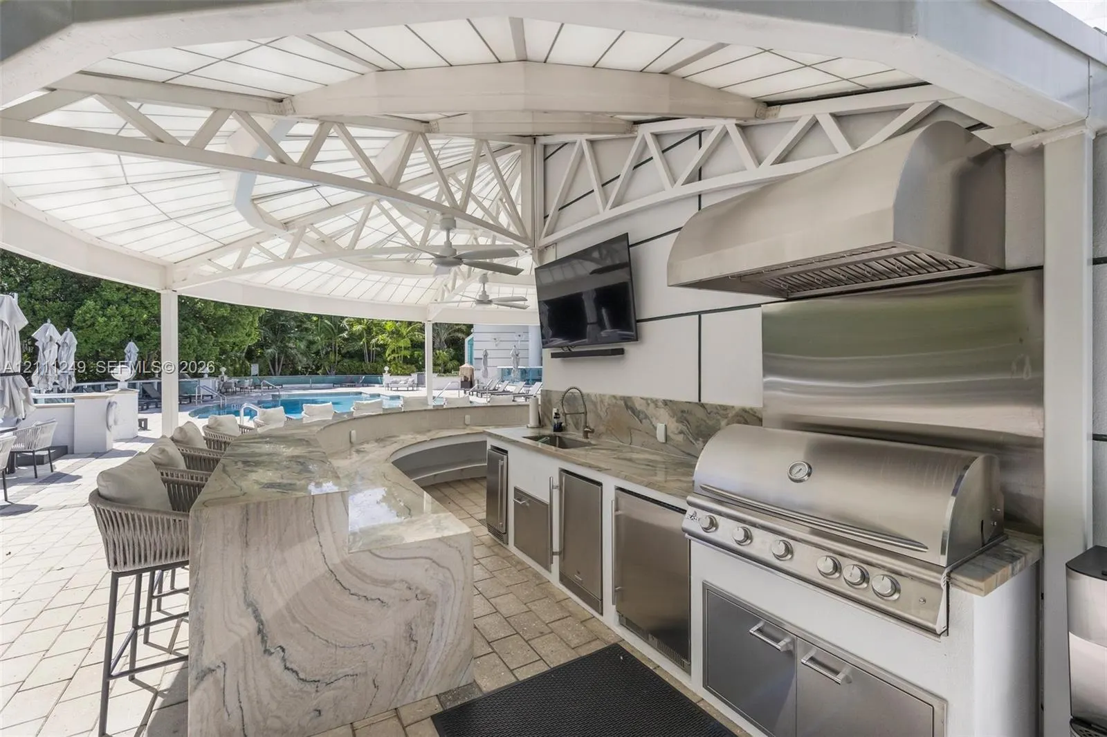 2127 Brickell Avenue #706