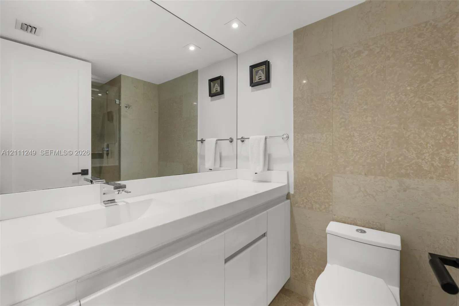 2127 Brickell Avenue #706