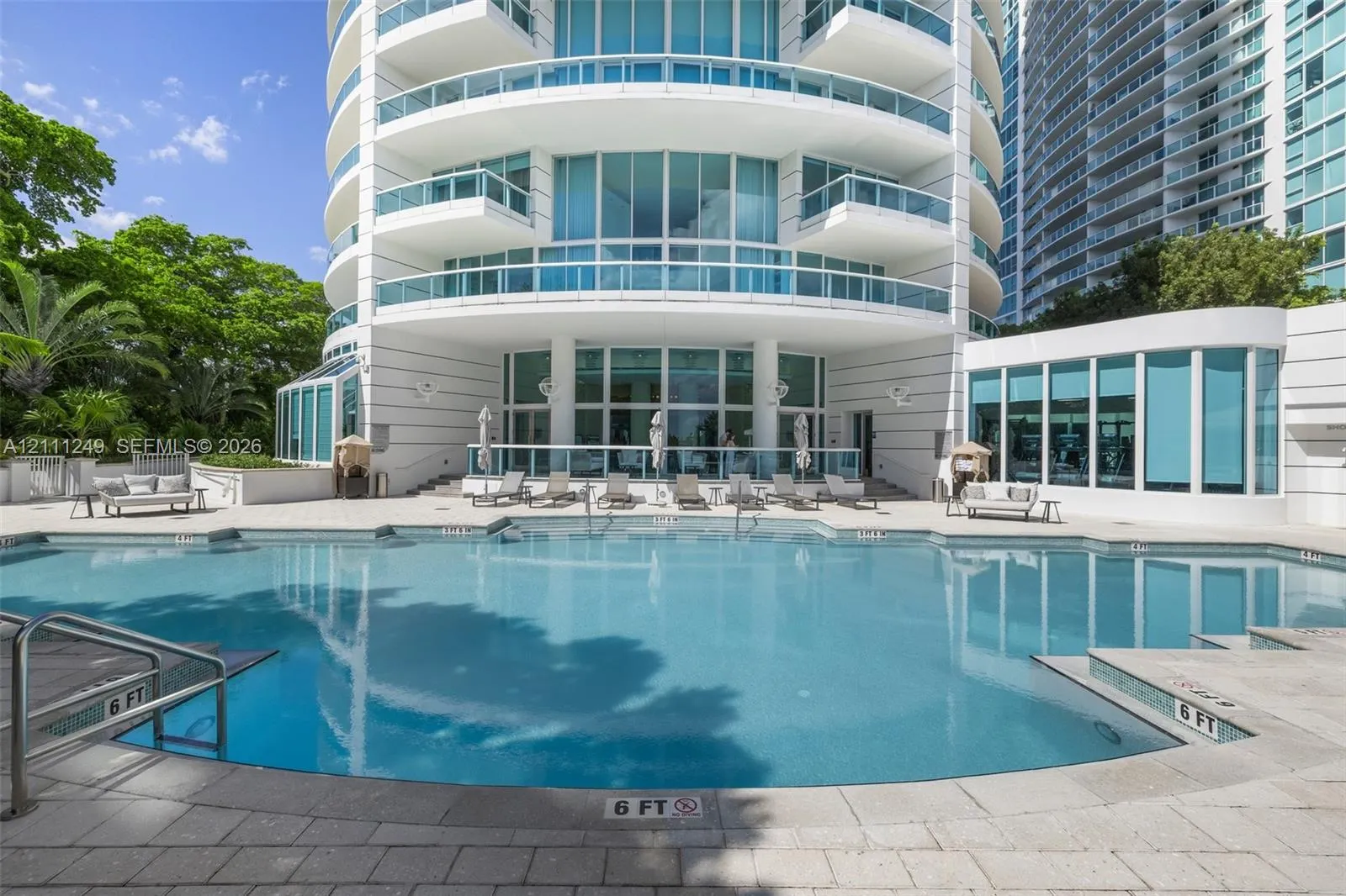 2127 Brickell Avenue #706