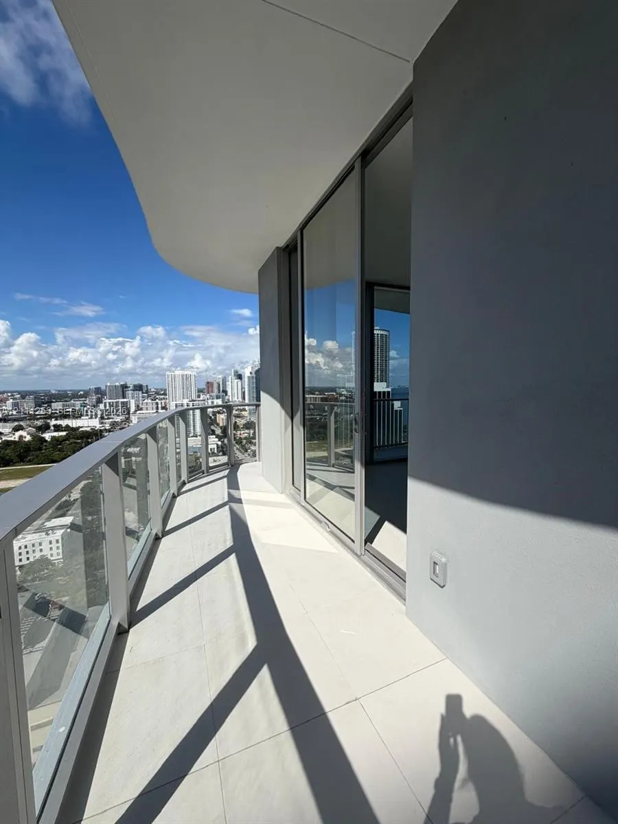 1400 Biscayne Boulevard #2707