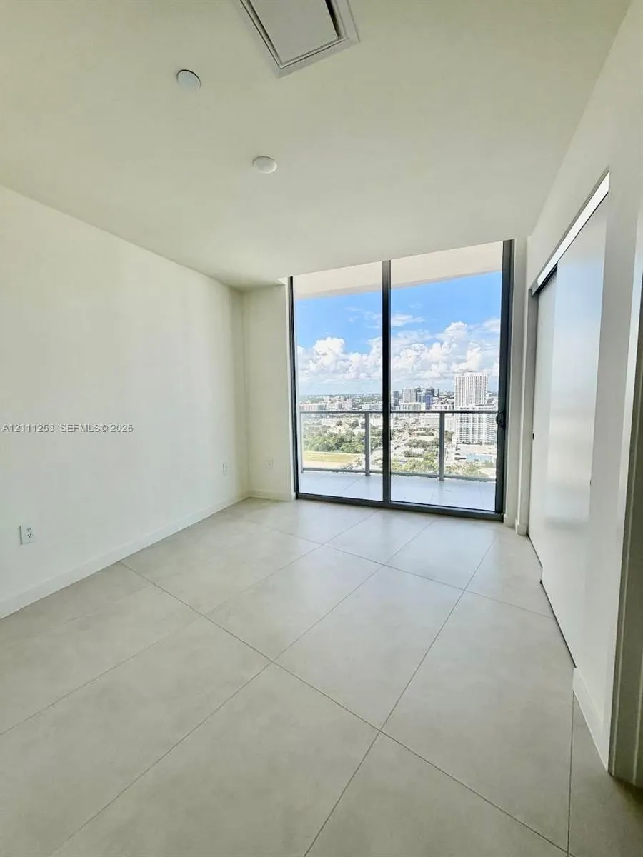1400 Biscayne Boulevard #2707