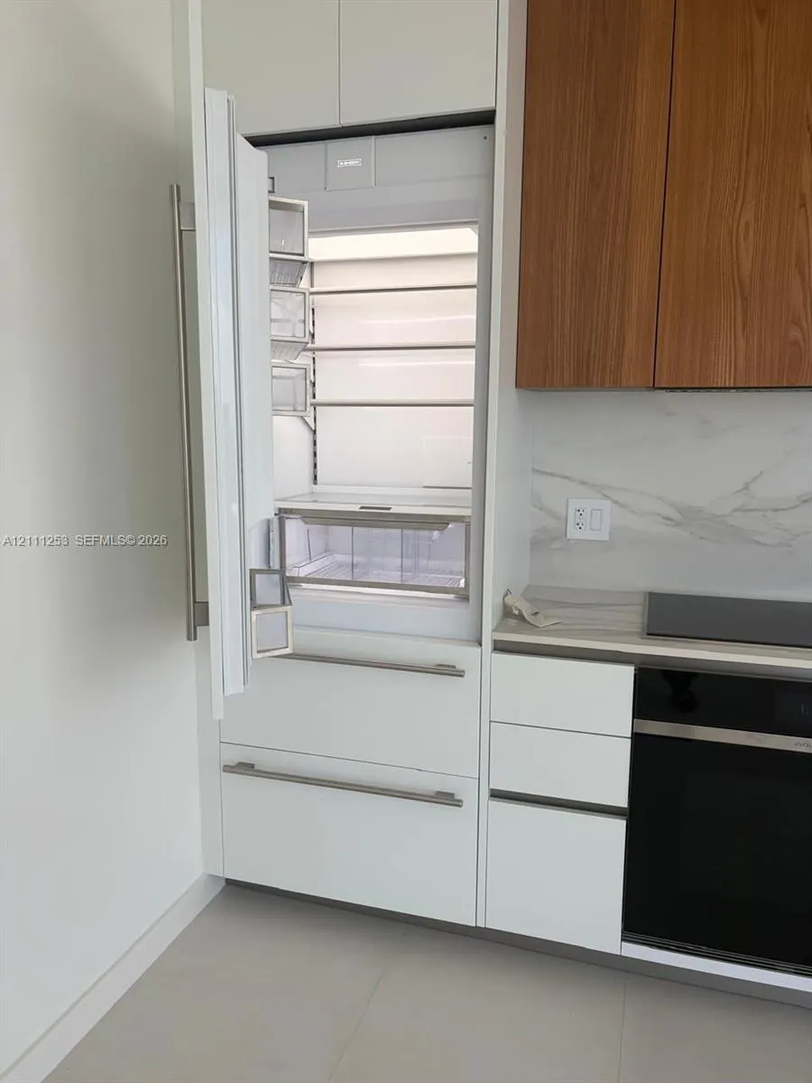 1400 Biscayne Boulevard #2707