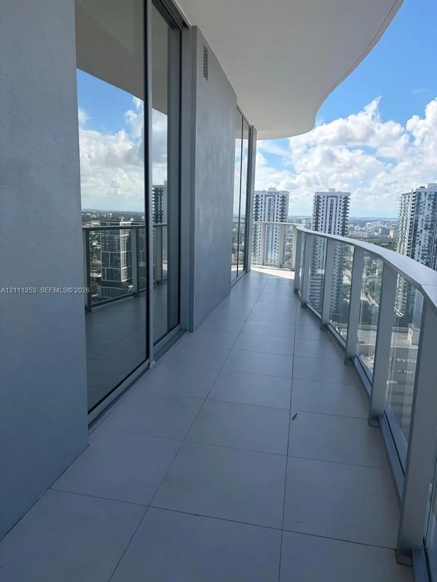 1400 Biscayne Boulevard #2707