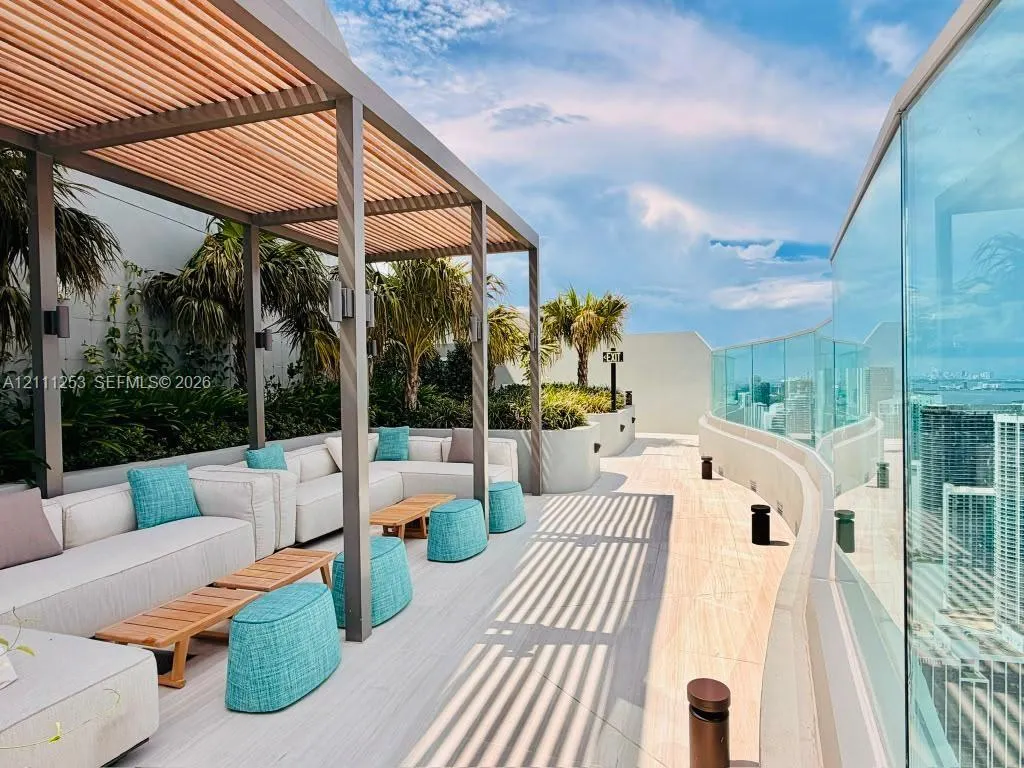 1400 Biscayne Boulevard #2707