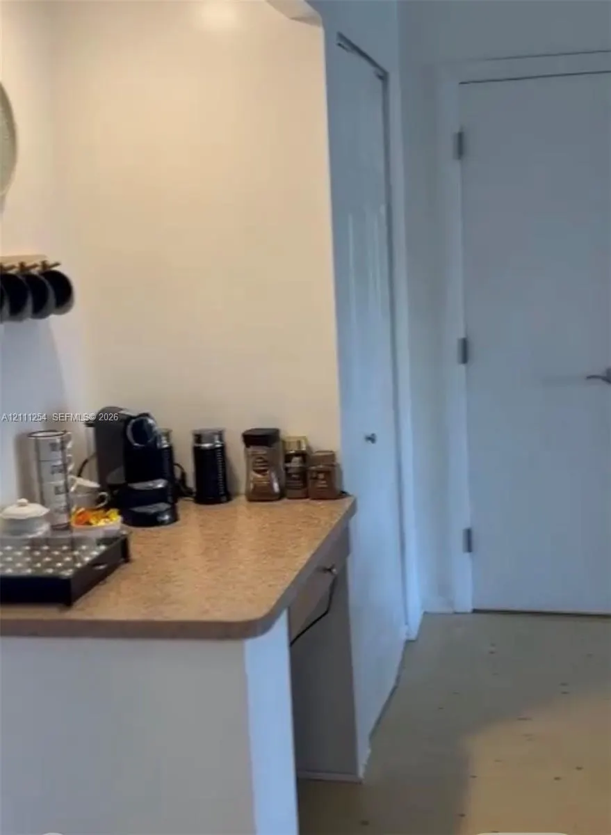 300 Bayview Drive #409