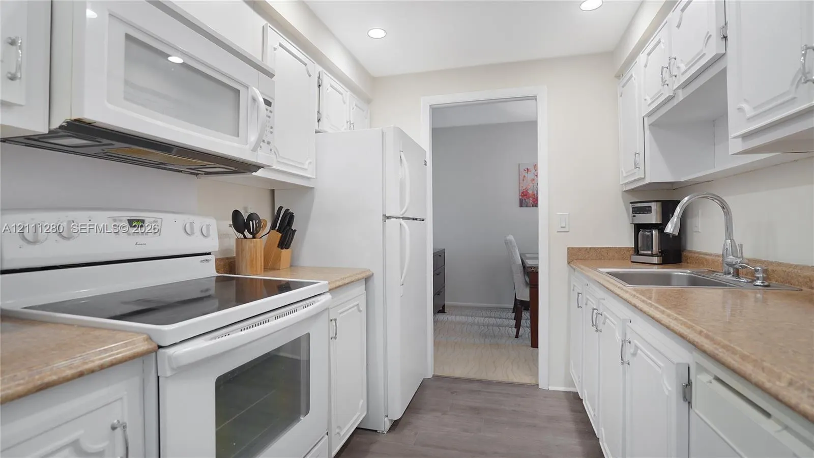 400 N Riverside Drive #305