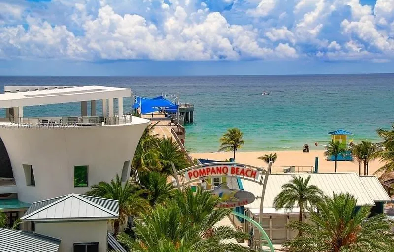 400 N Riverside Drive #305