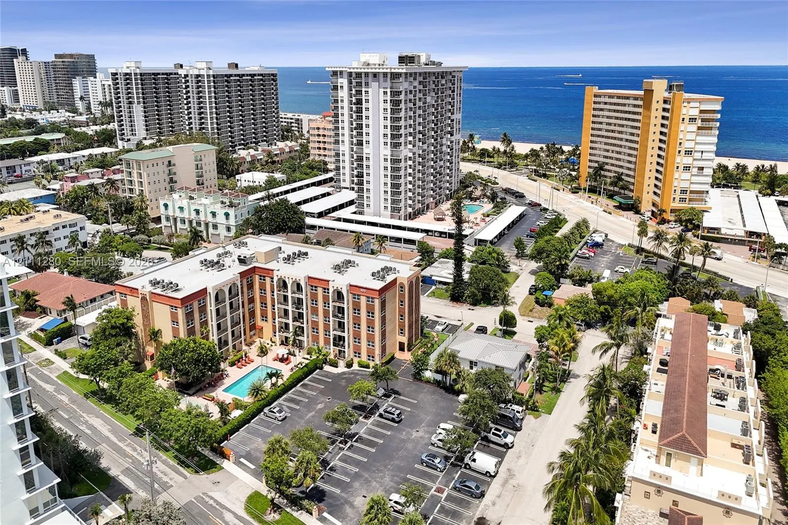400 N Riverside Drive #305