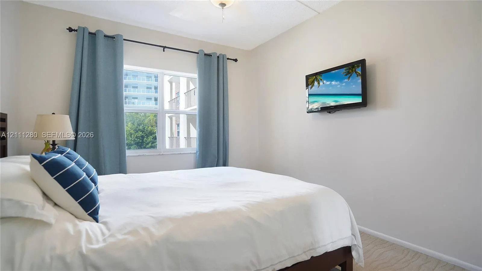 400 N Riverside Drive #305