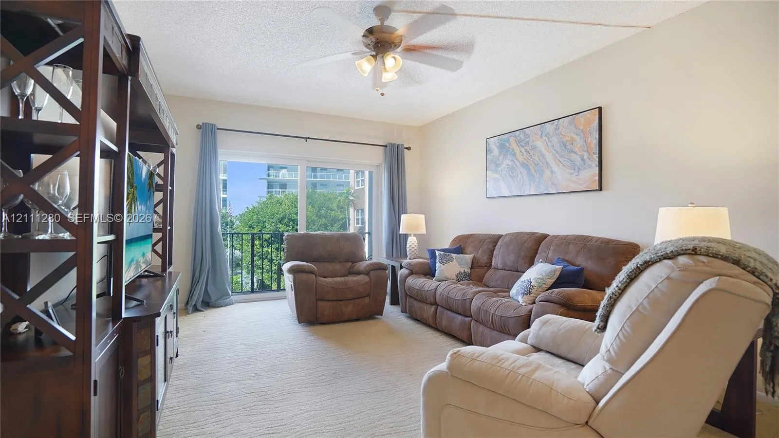 400 N Riverside Drive #305
