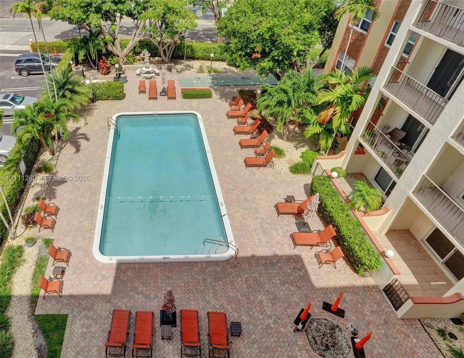 400 N Riverside Drive #305