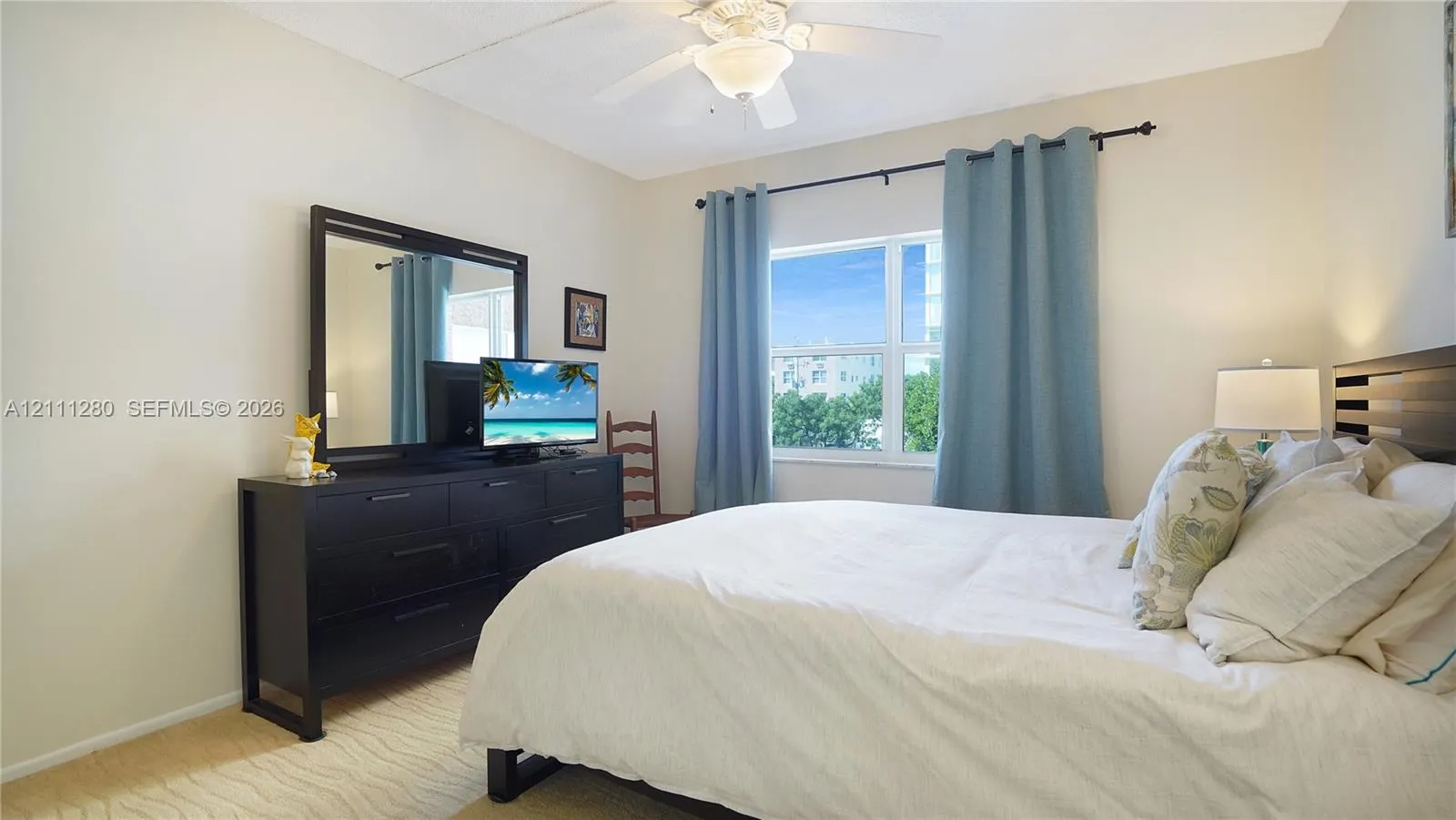 400 N Riverside Drive #305