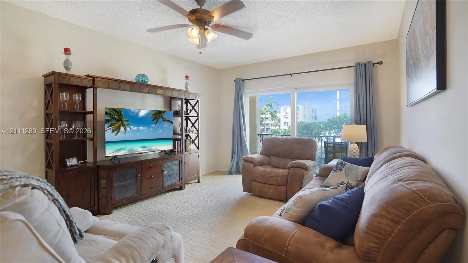 400 N Riverside Drive #305