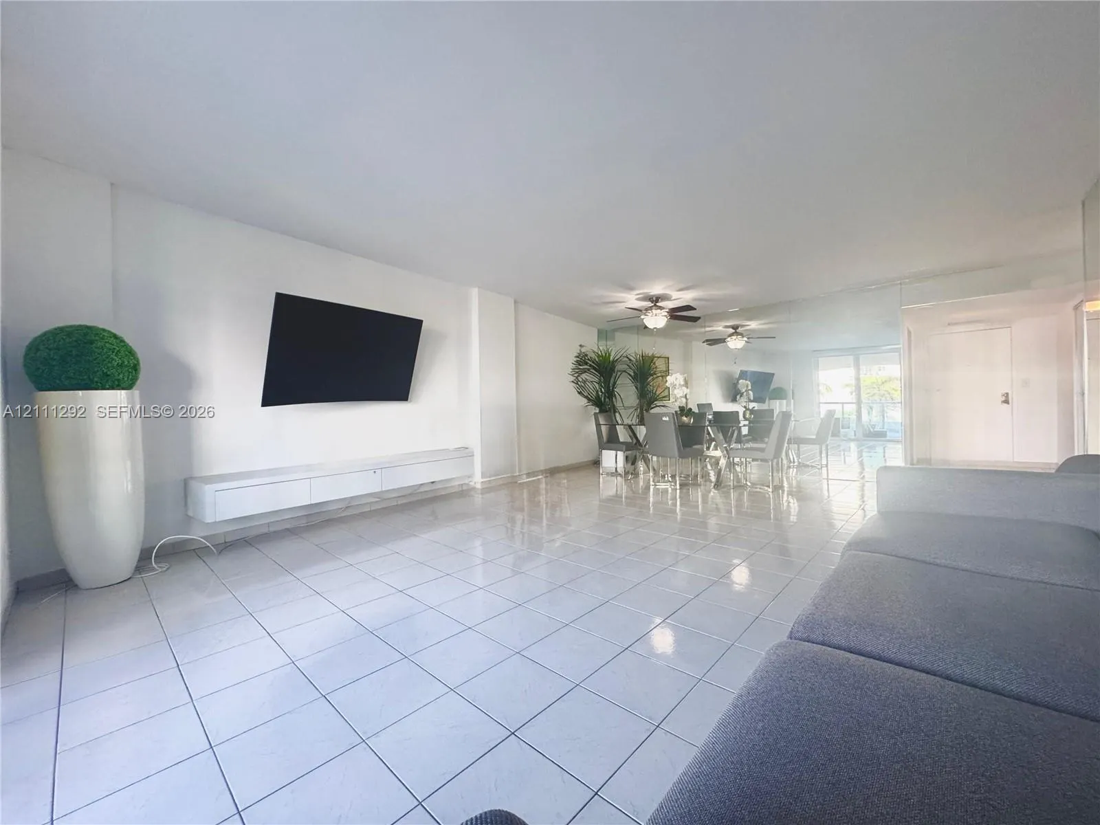 3800 S Ocean Drive #317