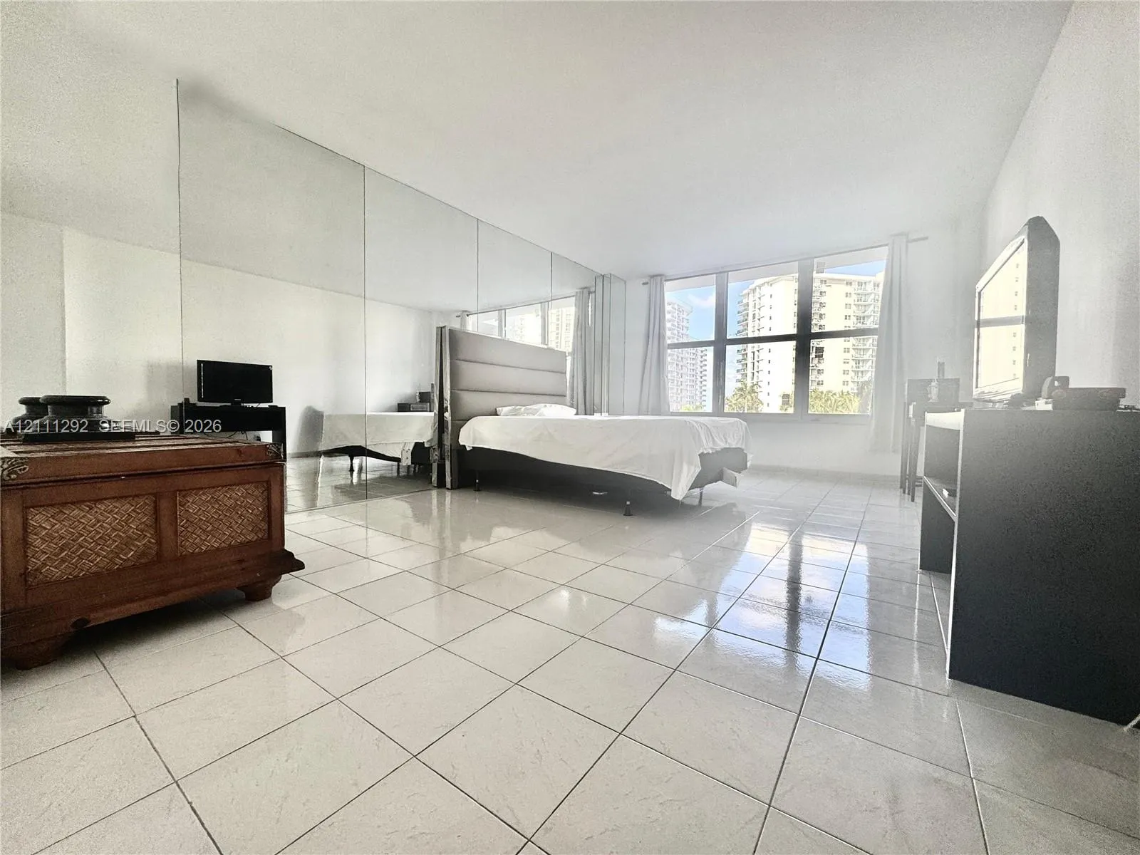 3800 S Ocean Drive #317