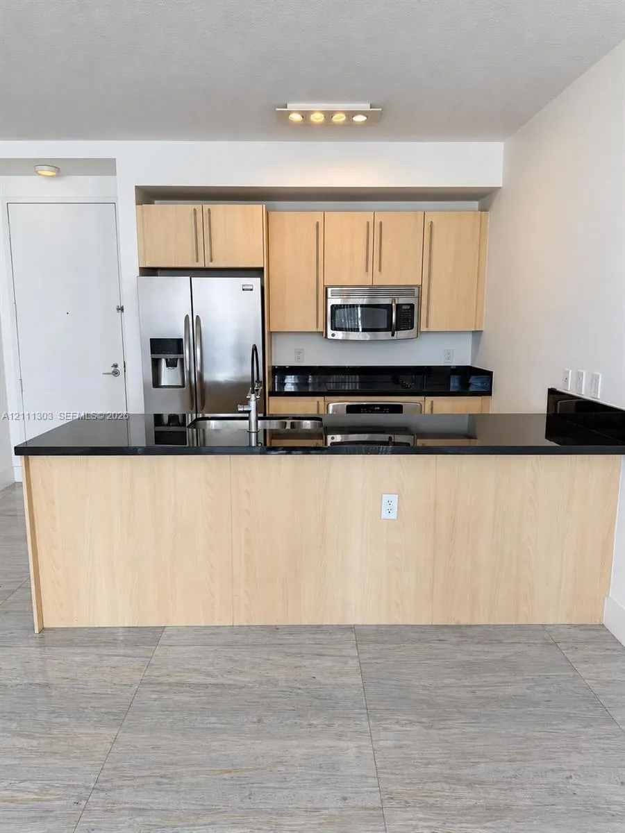 1111 SW 1st Avenue #2324-N