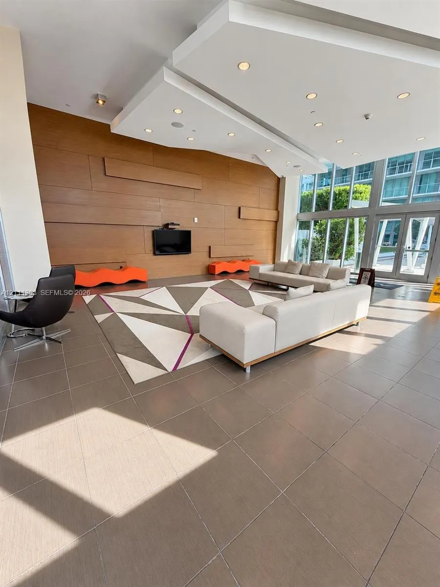 1111 SW 1st Avenue #2324-N