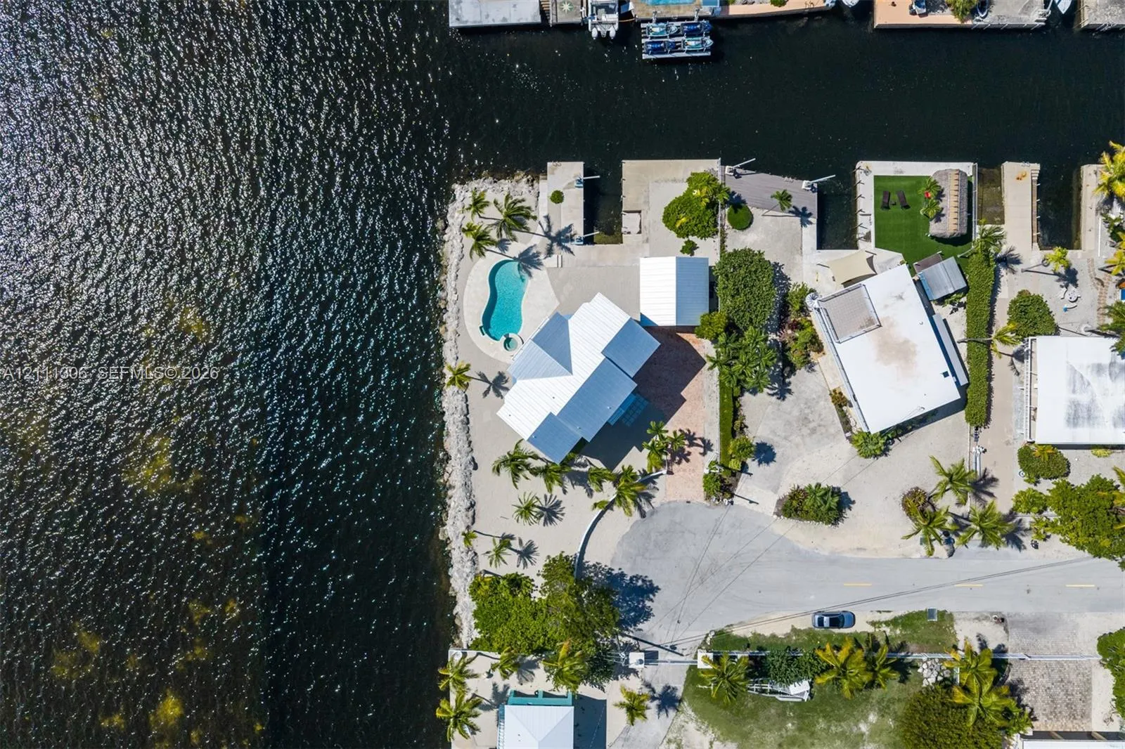 1200 Mockingbird Road