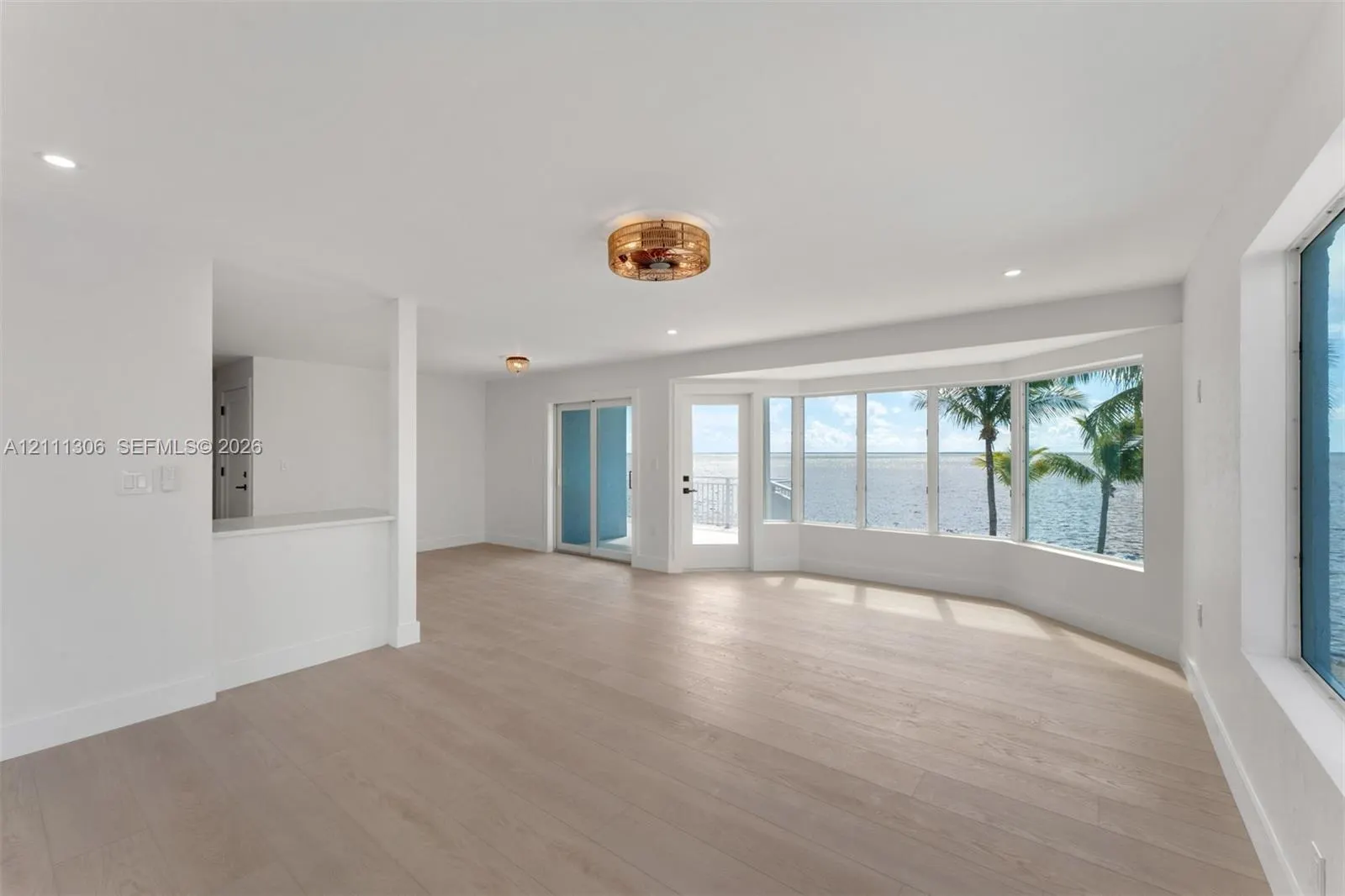 1200 Mockingbird Road