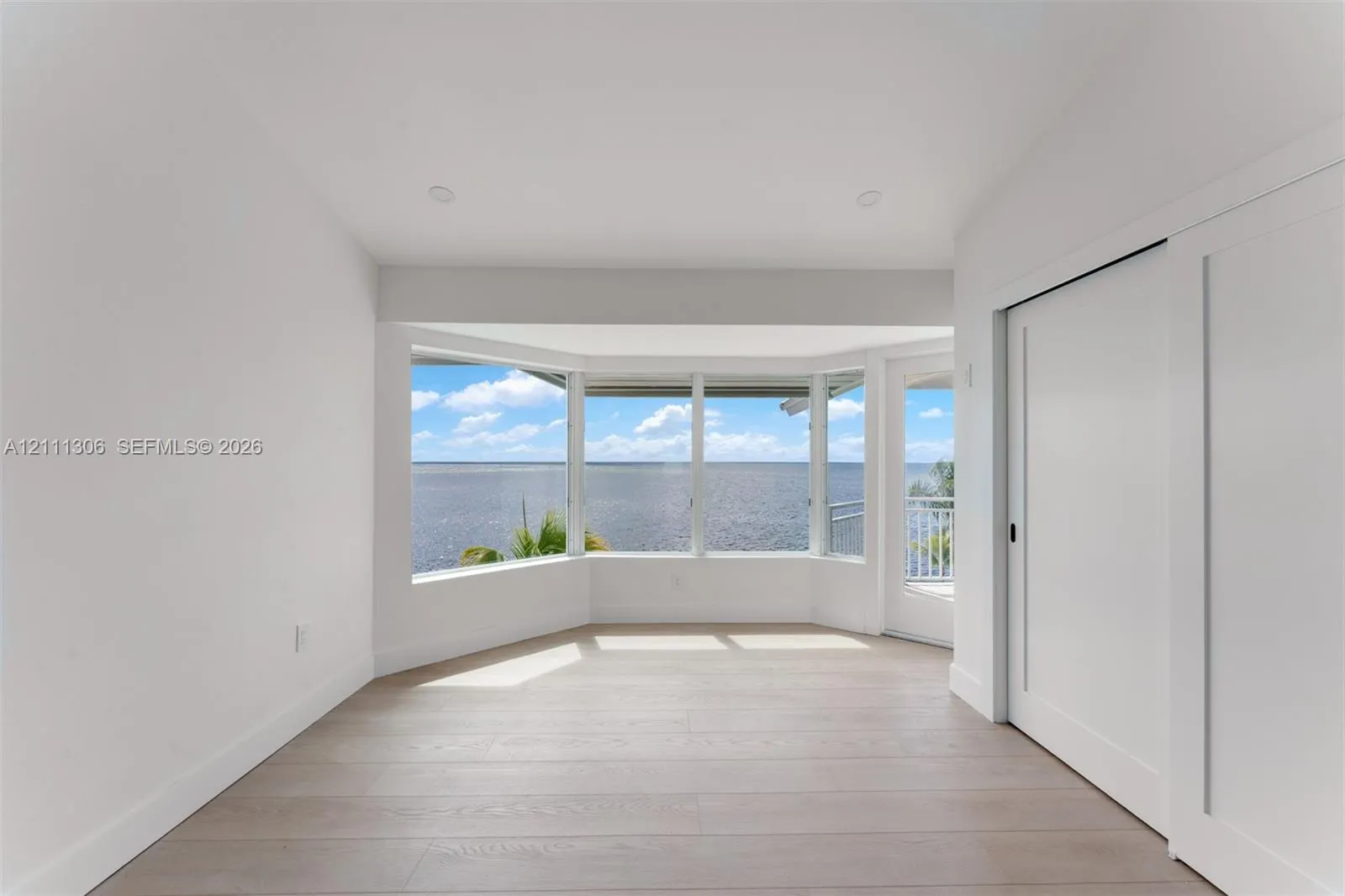 1200 Mockingbird Road