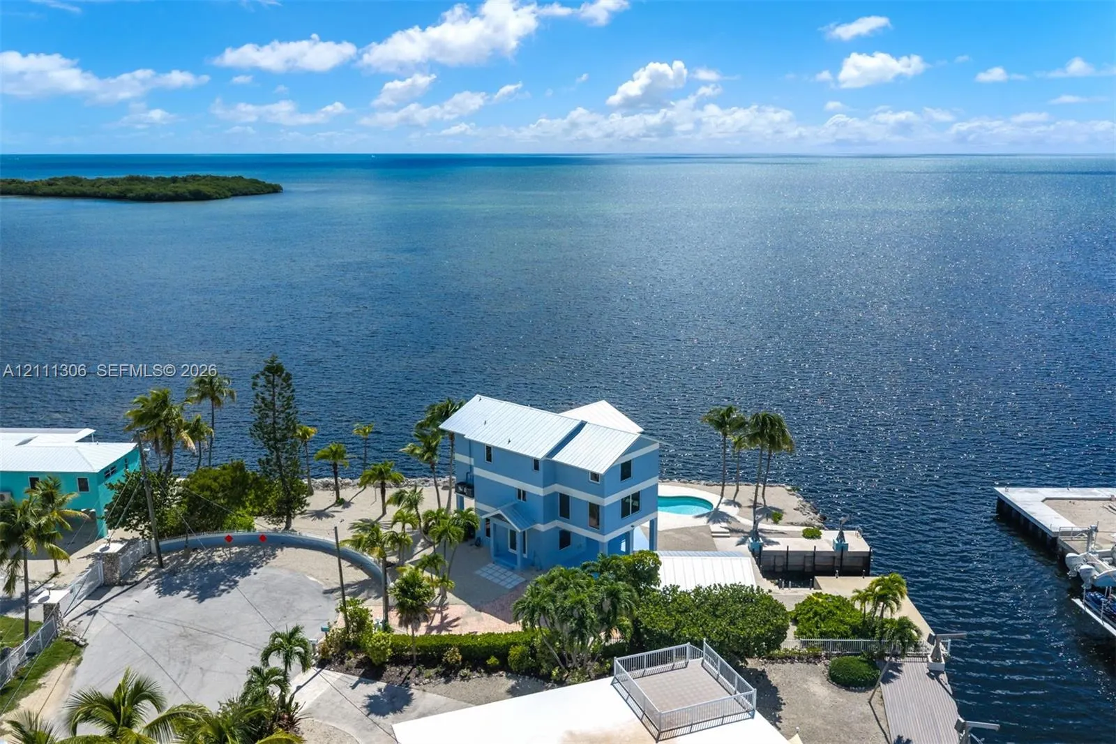1200 Mockingbird Road