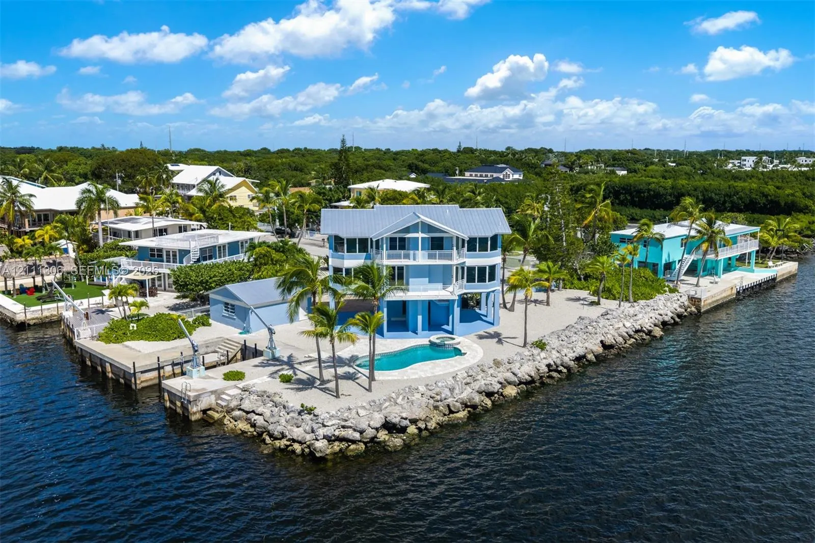 1200 Mockingbird Road