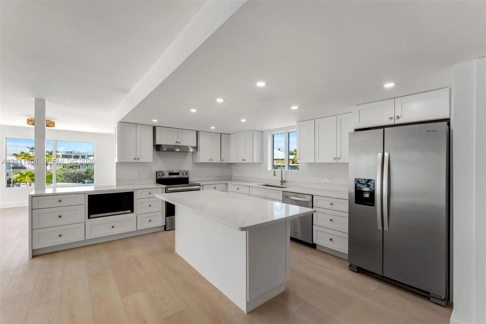 1200 Mockingbird Road