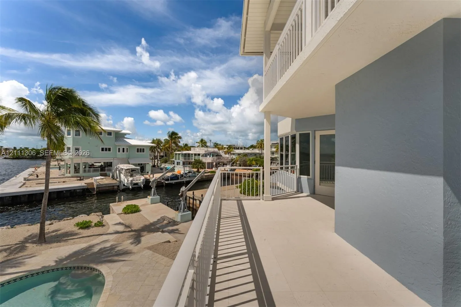 1200 Mockingbird Road