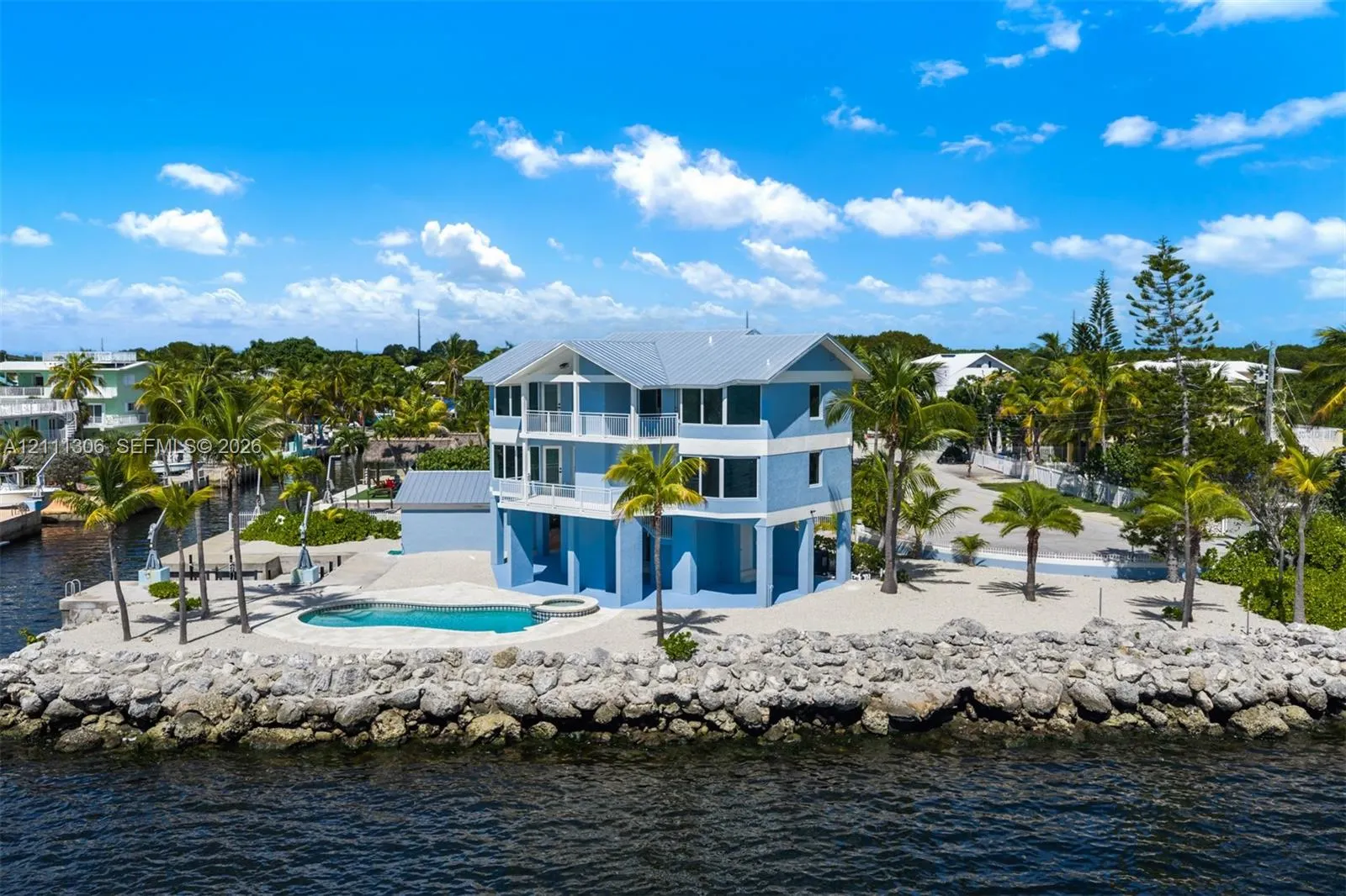 1200 Mockingbird Road