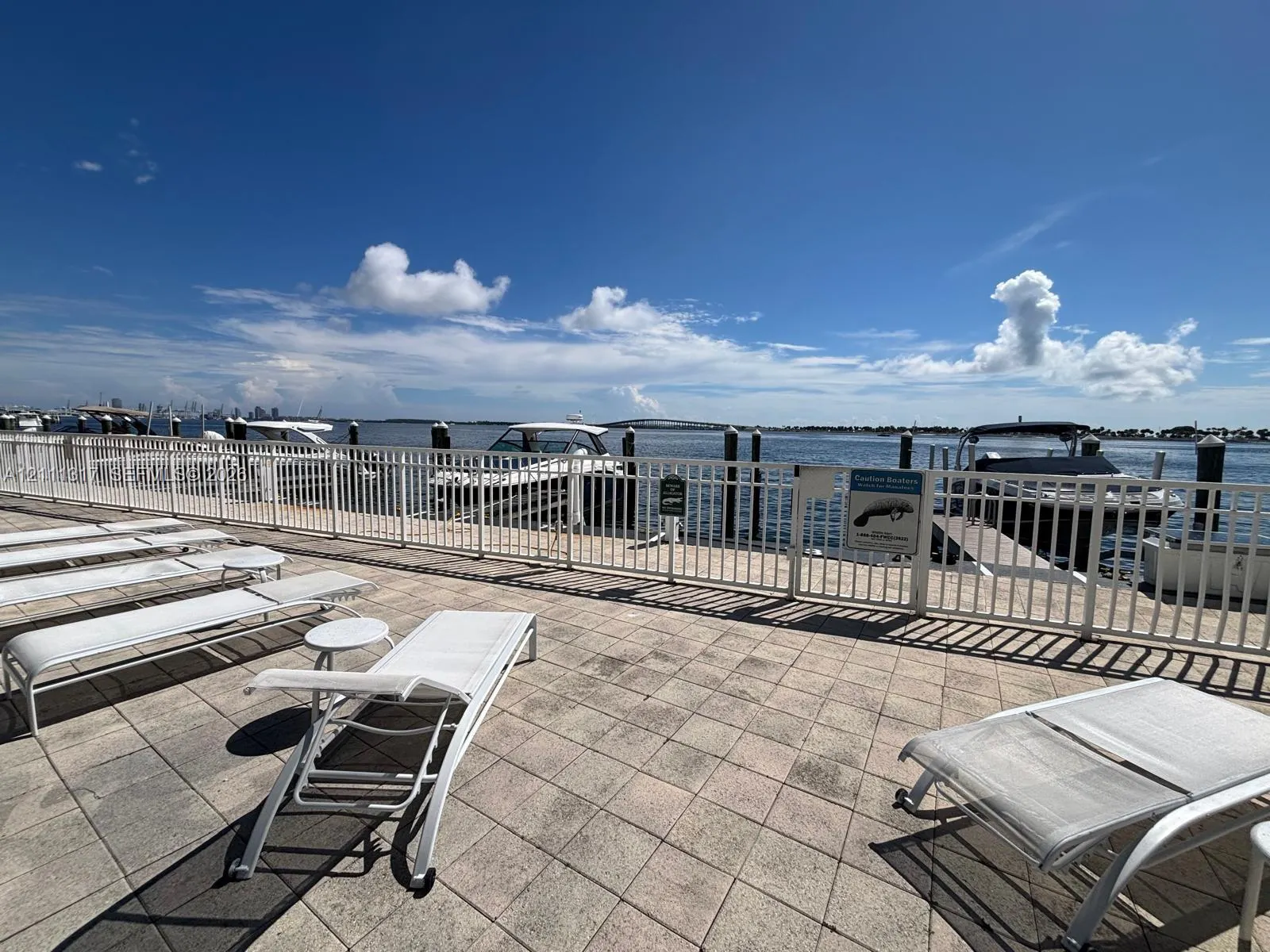 2101 Brickell Avenue #711