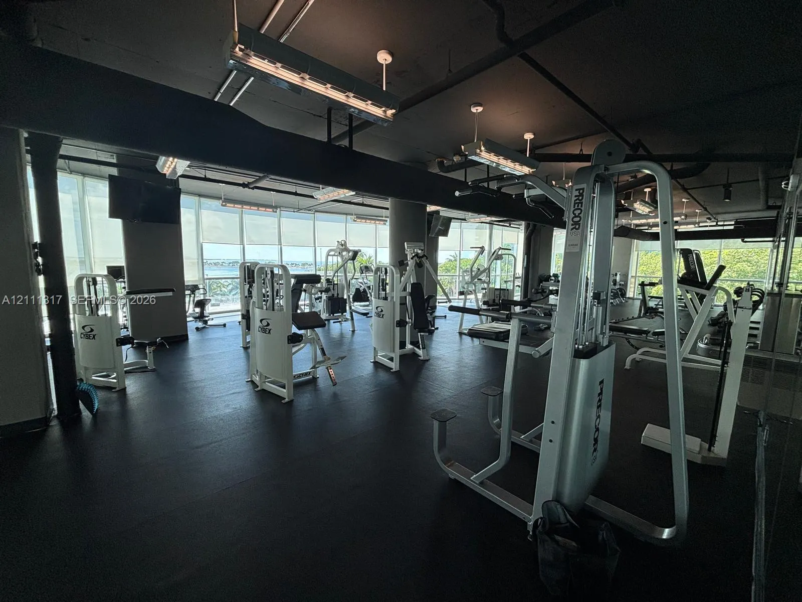 2101 Brickell Avenue #711