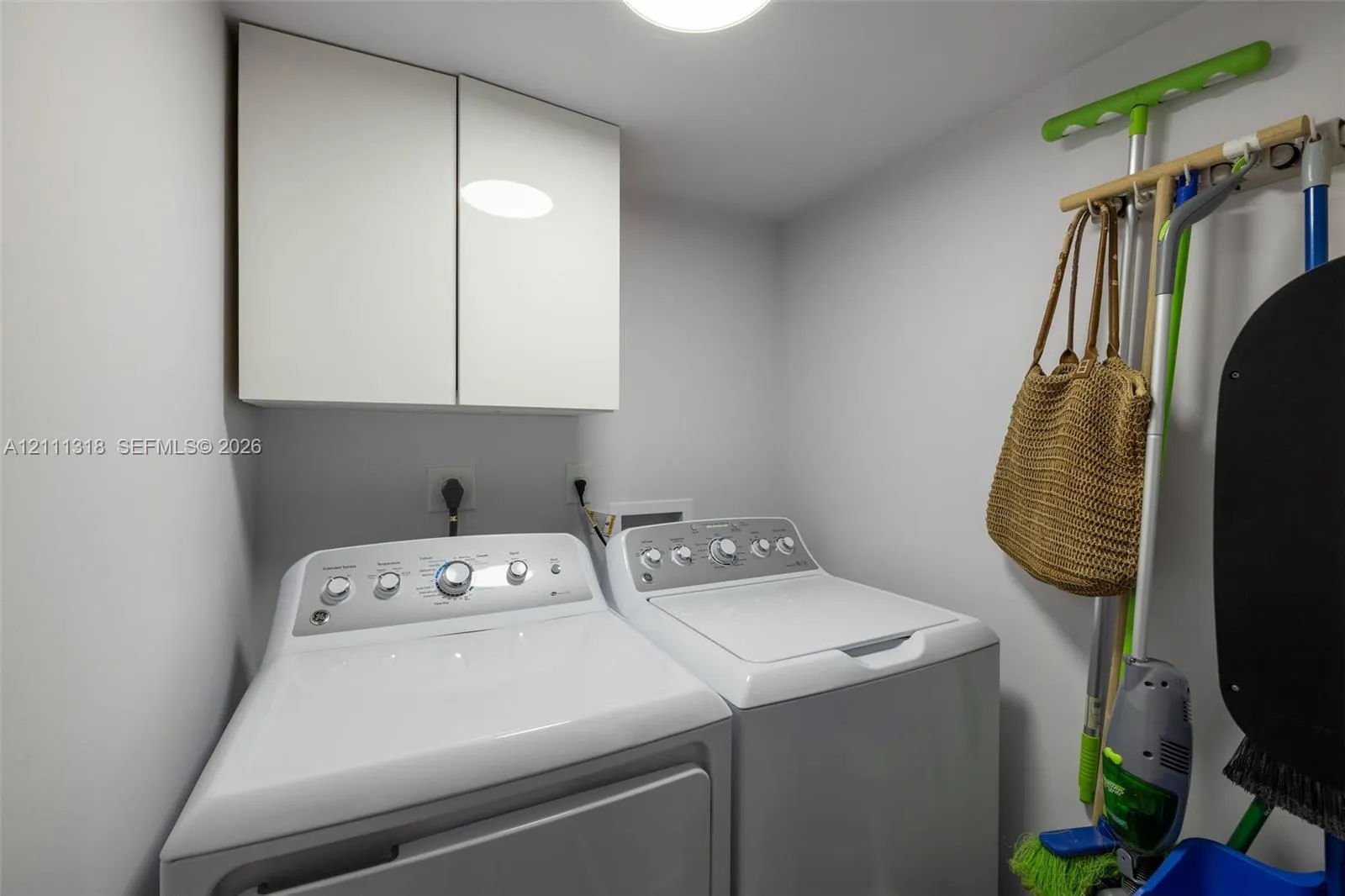 5415 Collins Avenue #202