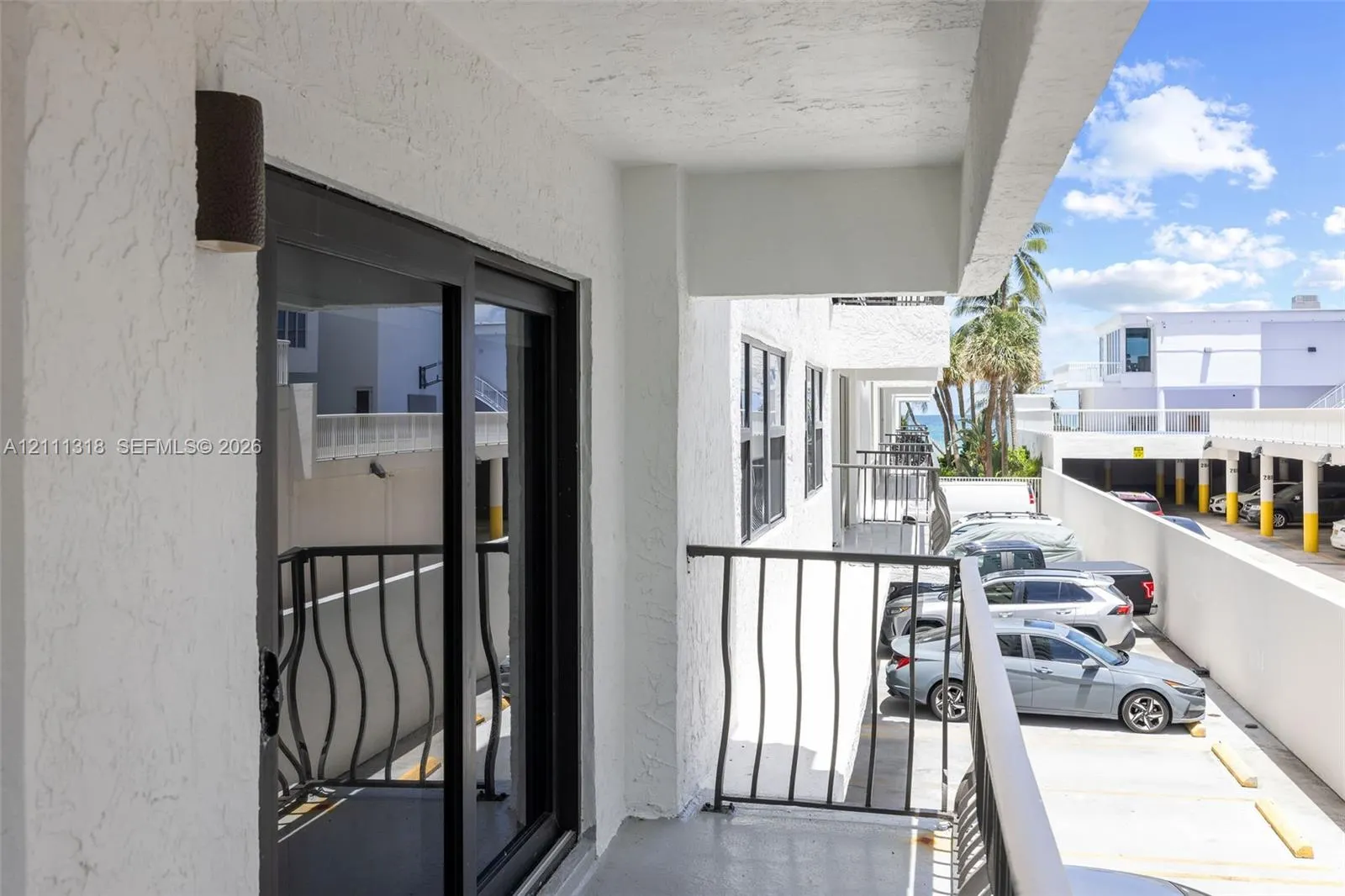 5415 Collins Avenue #202