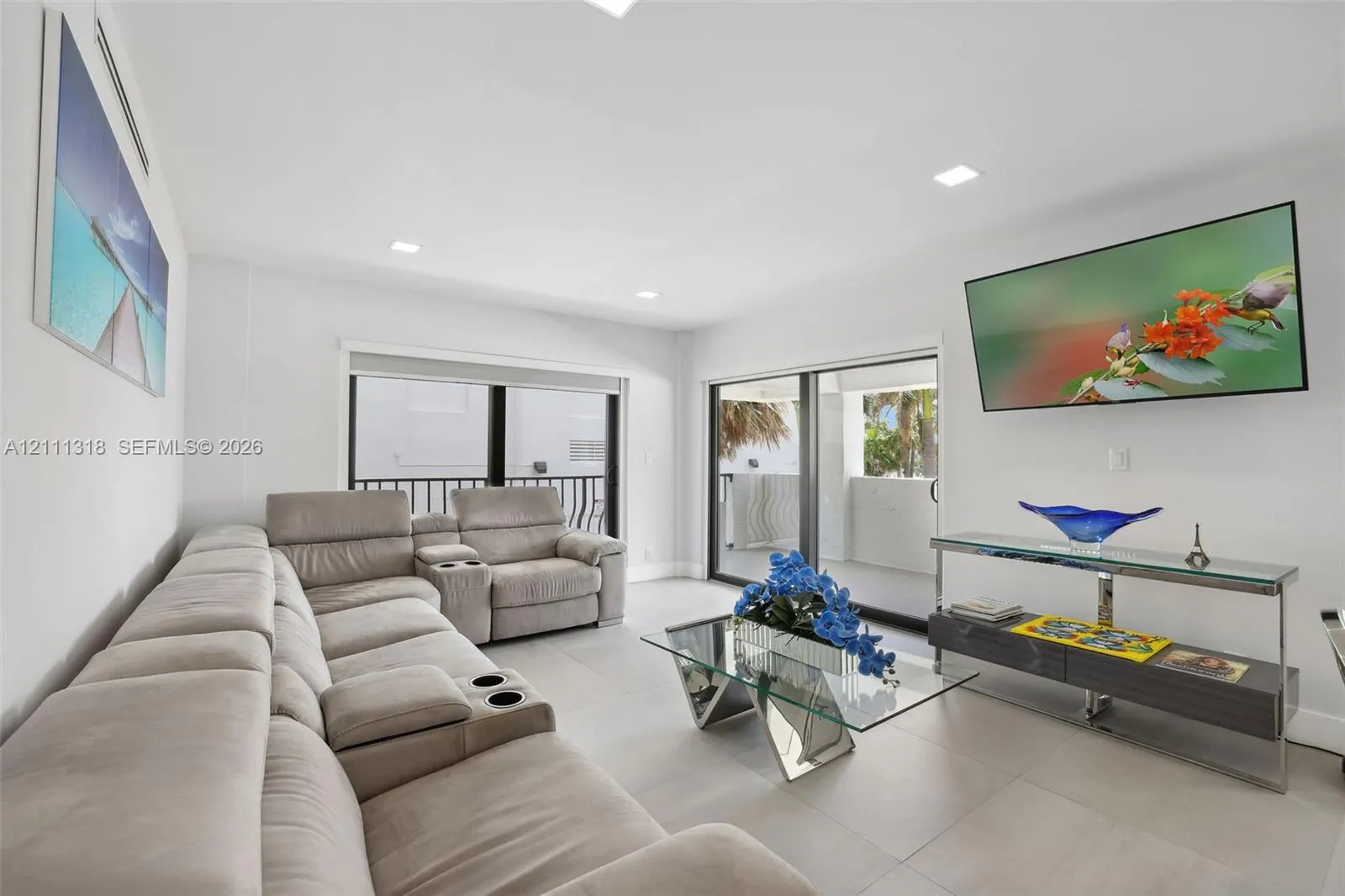 5415 Collins Avenue #202