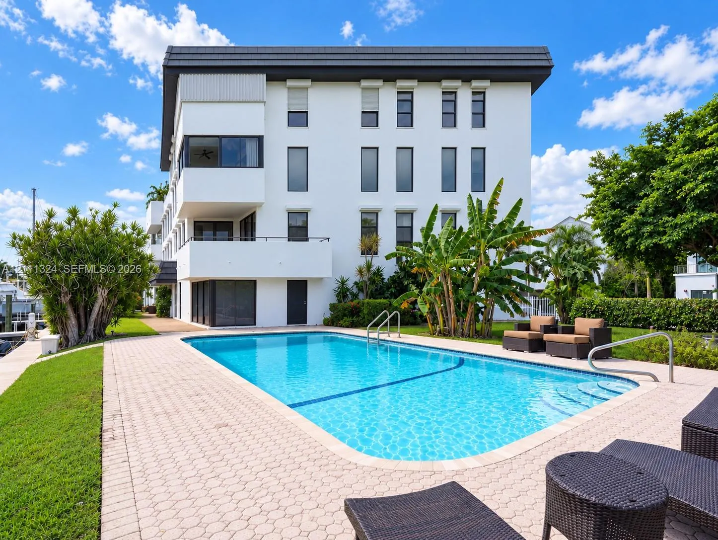 76 Isle Of Venice Drive #G