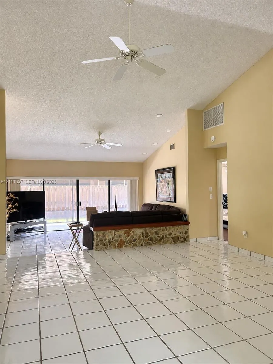 7513 SW 28th Street #29