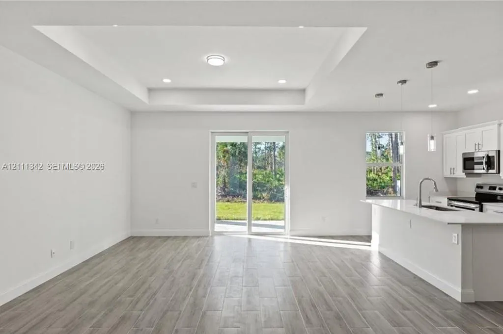 1701 Churchill Avenue #1701