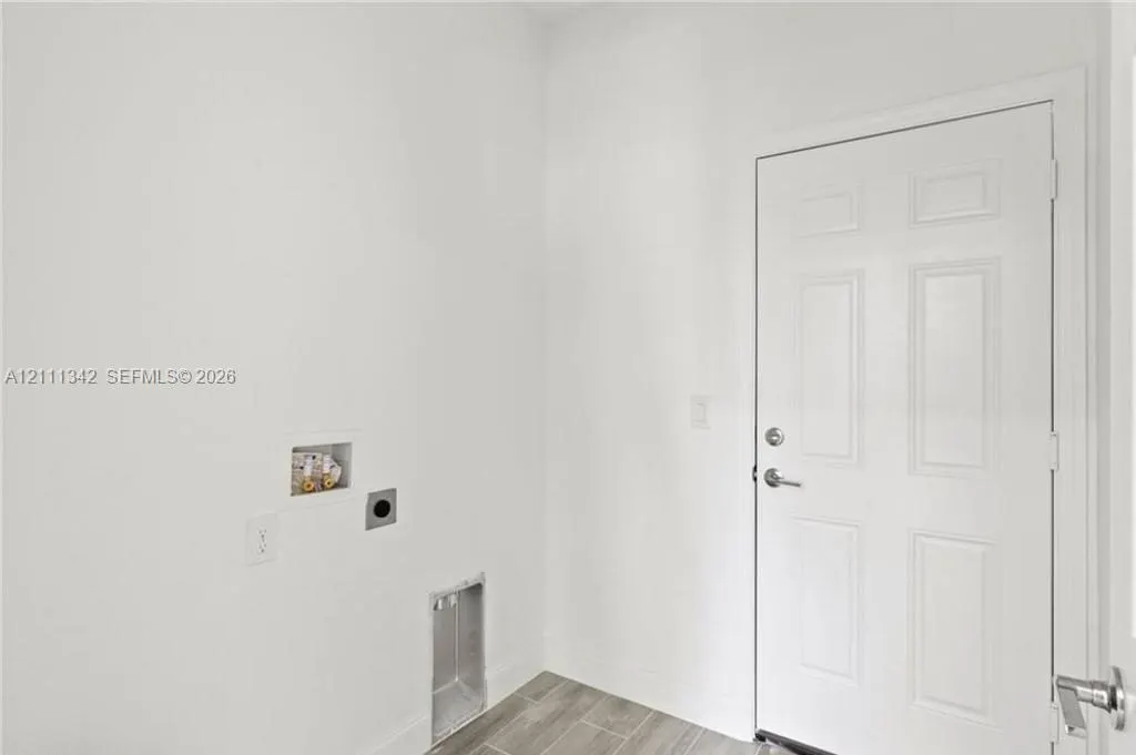 1701 Churchill Avenue #1701