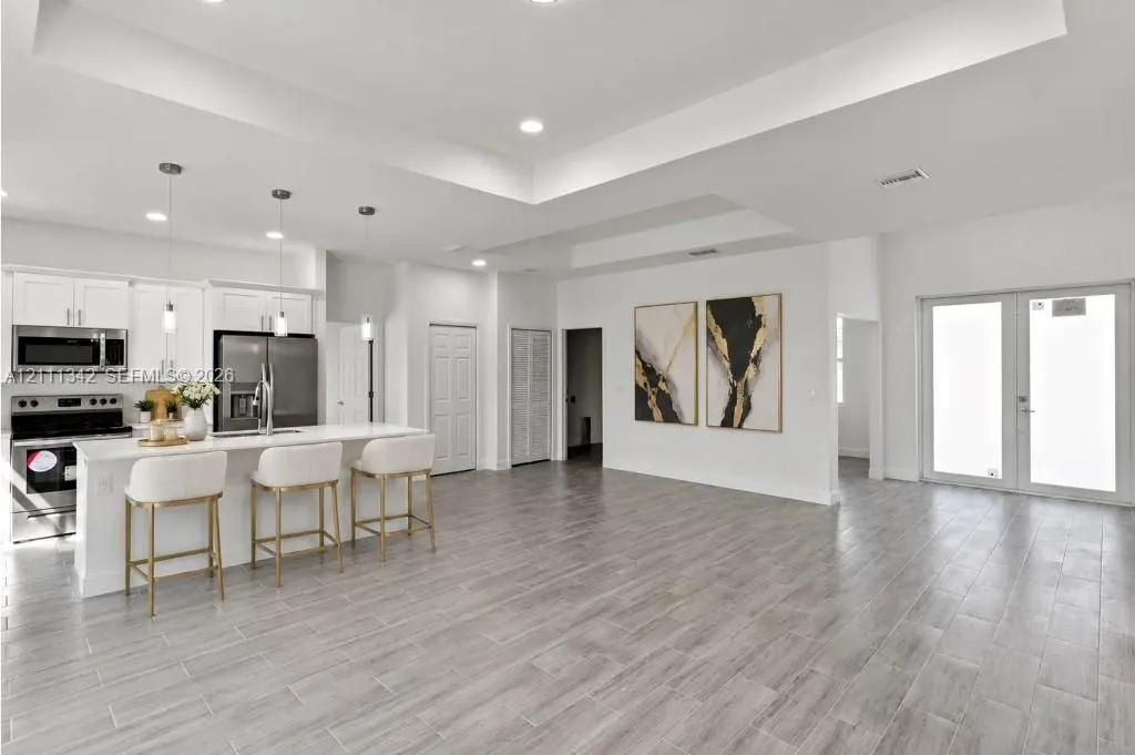 1701 Churchill Avenue #1701