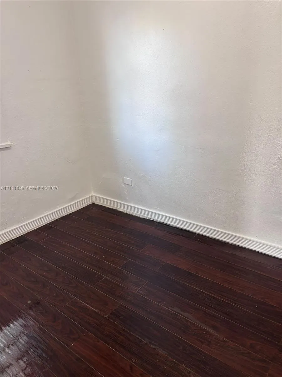 7149 Bay Drive #5