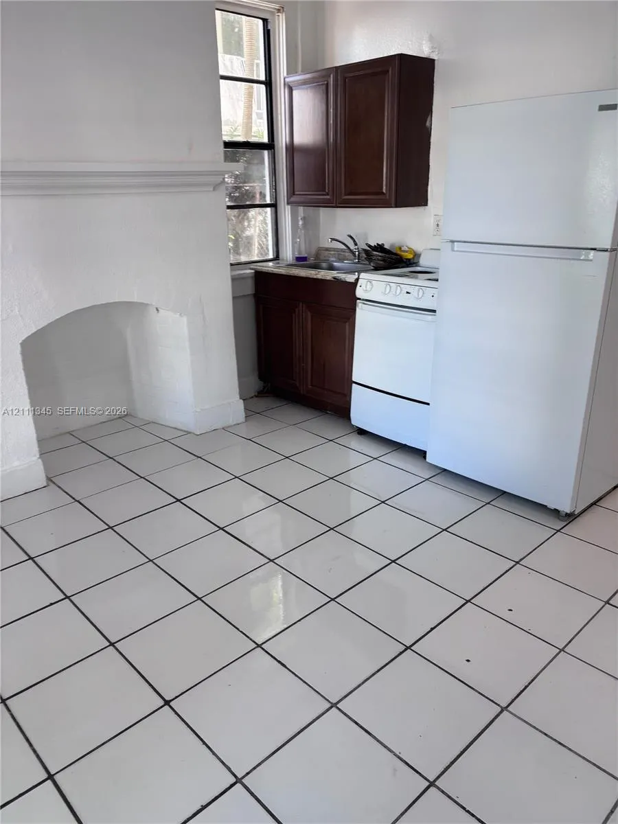 7149 Bay Drive #5