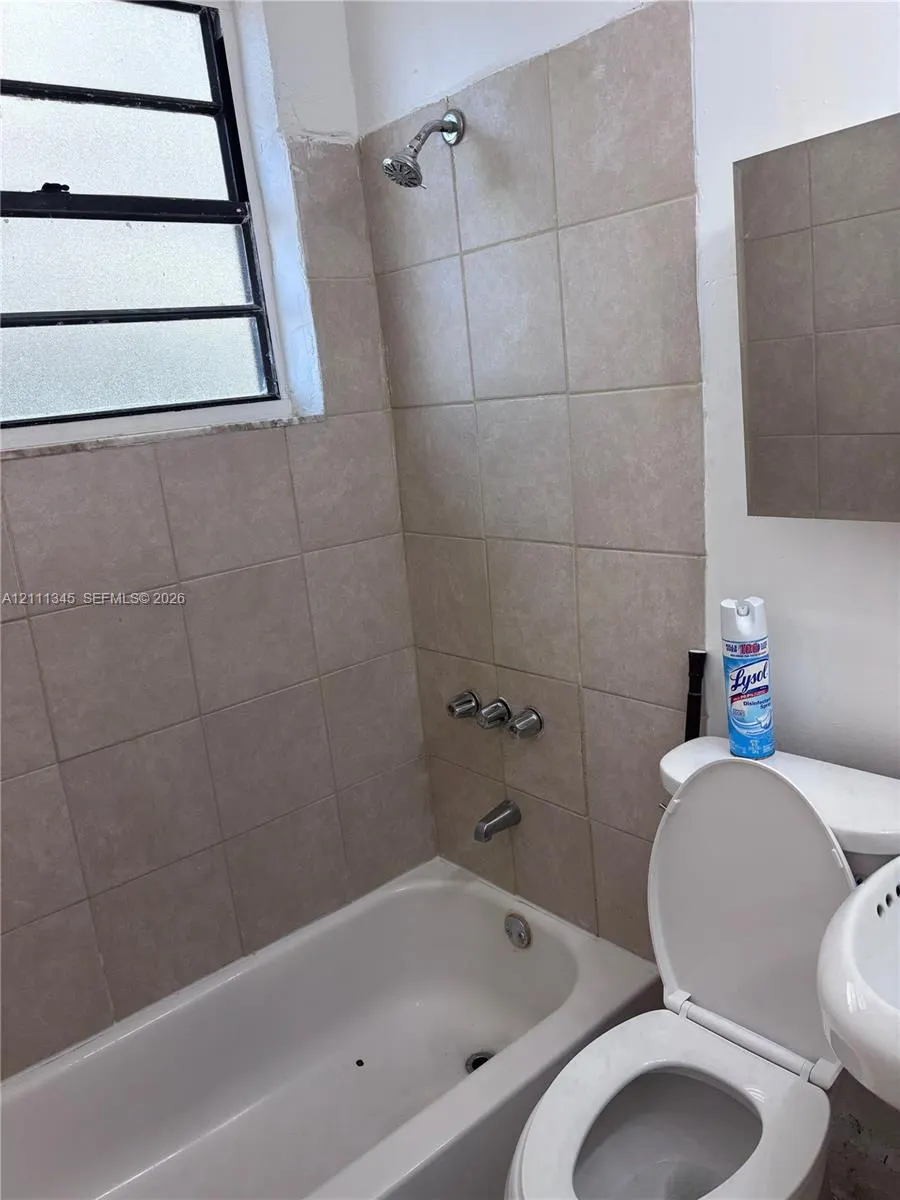 7149 Bay Drive #5