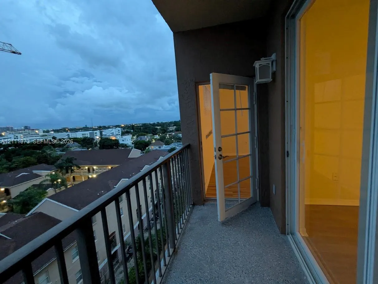 1801 N Flagler Drive #912